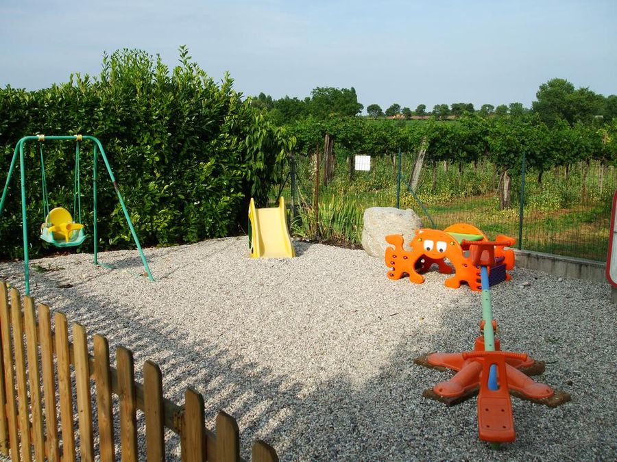 agriturismo Nuvolino, area giochi per bambini