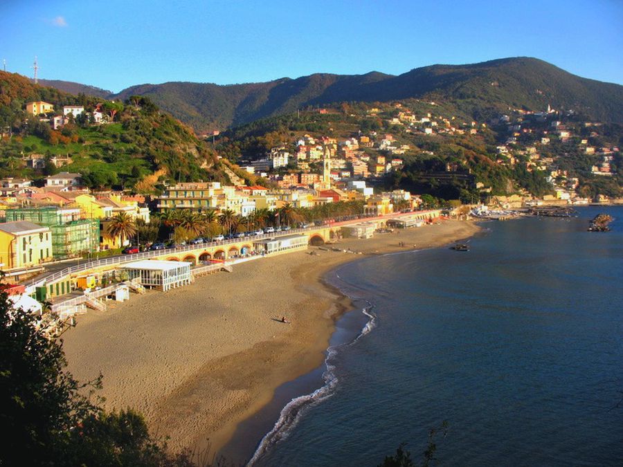 La spiaggia di Moneglia - la Liguria con i bambini