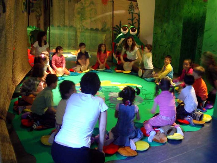  castello dei bambini, milano,castello sforzesco