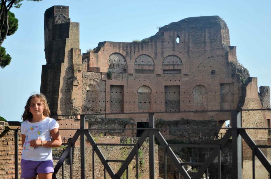 Palazzo di Augusto a Roma con i bambini