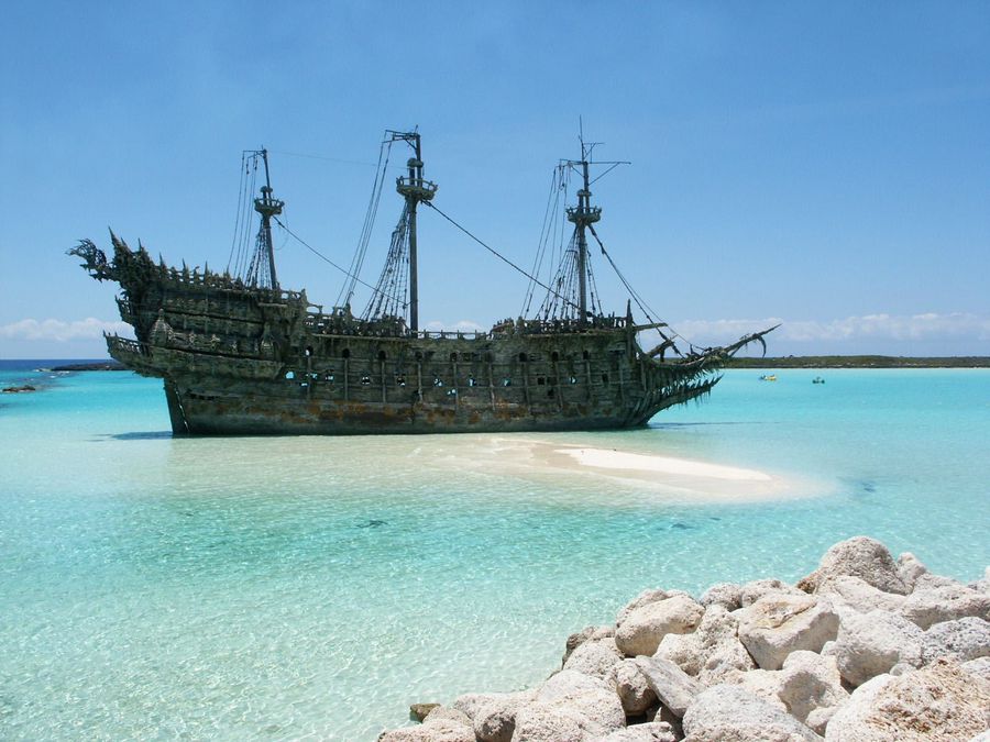  Adventure Theme Park Pirate's Cove