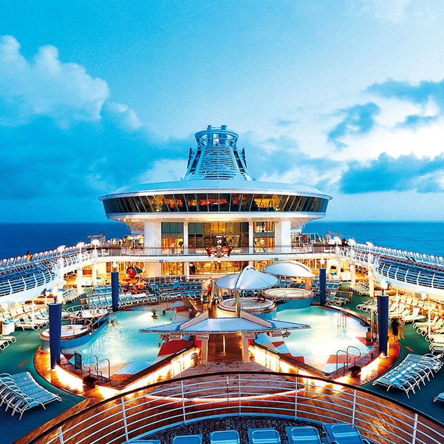 zona piscina - vacanza in crociera