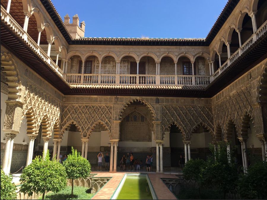 siviglia-alcazar-con-i-bambini