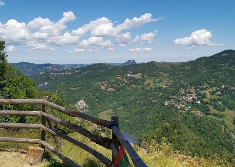 panchina gigante Ligonchio in Emilia