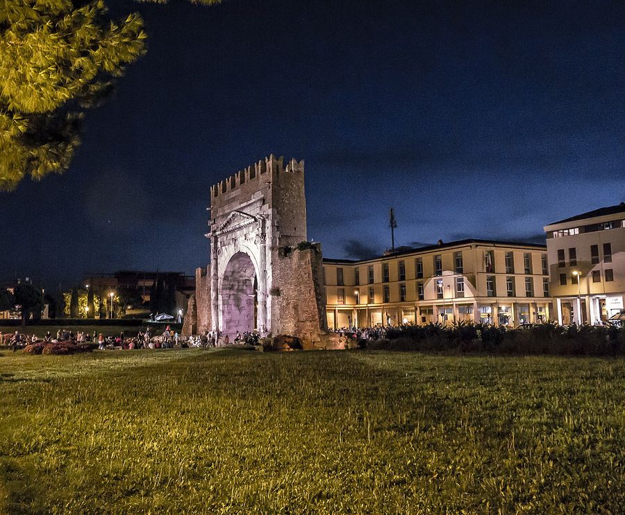 rimini arco augusto
