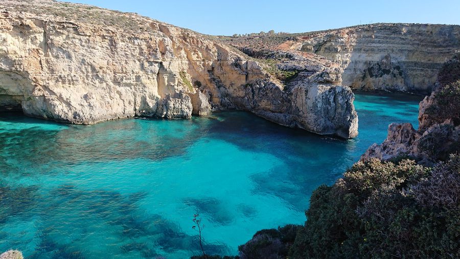 Costa rocciosa a Malta
