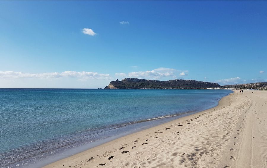spiaggia del Poetto a Cagliari
