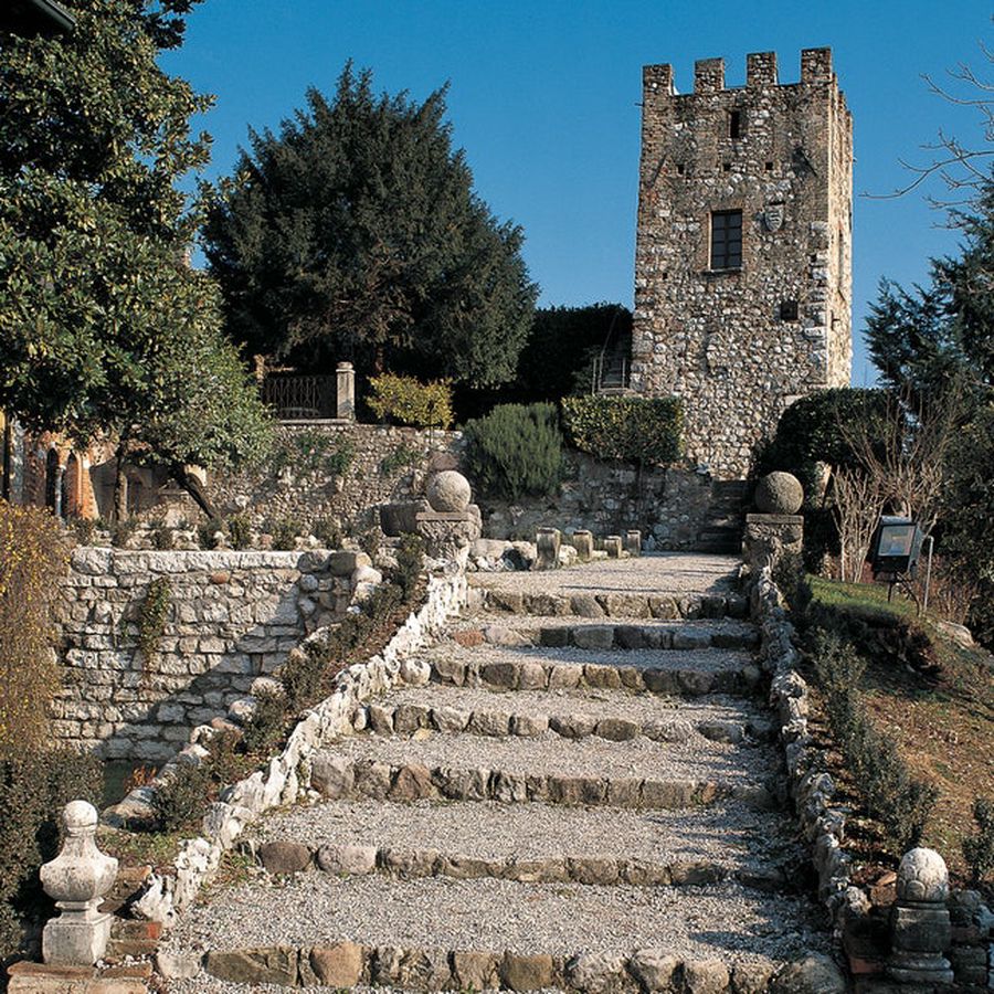 Castello  di Lonato sul Garda