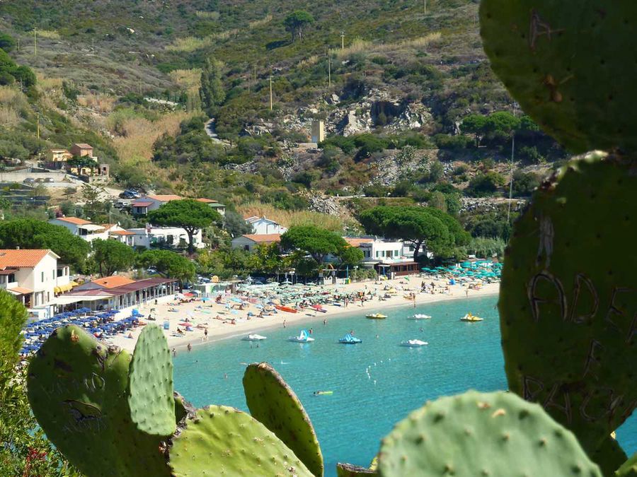la spiaggia di cavoli all'isola d'Elba