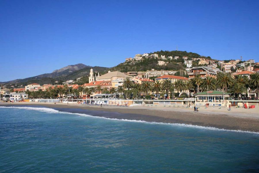 Pietra Ligure la spiaggia della Liguria per i bambini