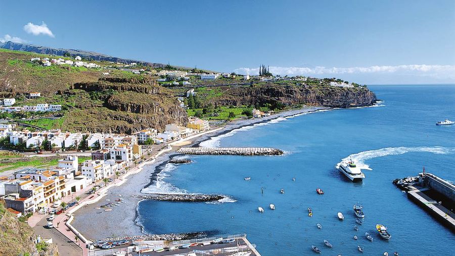 La playa de Santiago è una delle spiagge dell isola delle Canarie La Gomera ed è perfetta con i bambini