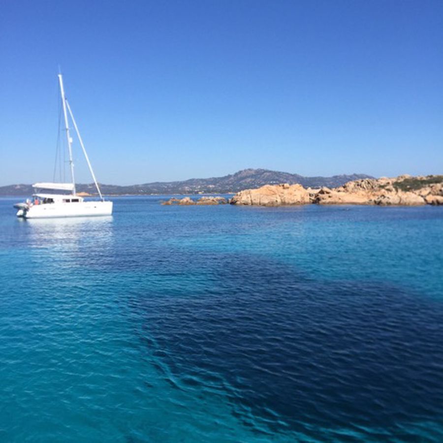 Vacanza in barca a vela con la famiglia e i bambini