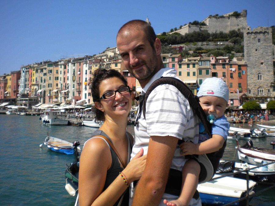 Marsupio ergonomico per portare i bambini